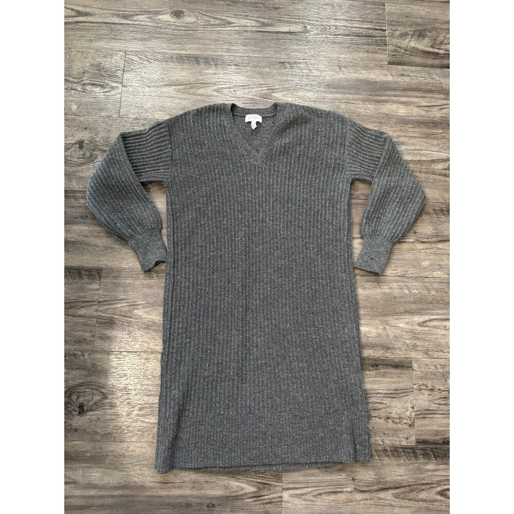 Jessica Simpson gray sweater dress - Medium 34 inch length